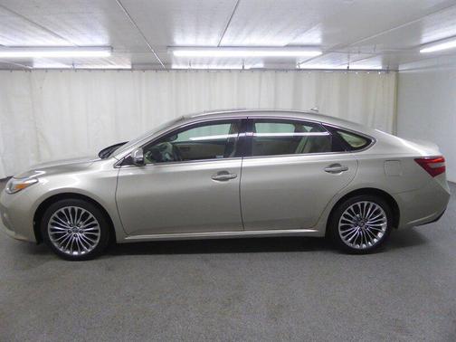 2017 Toyota Avalon Limited