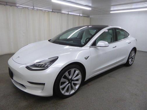 2020 Tesla Model 3 Long Range