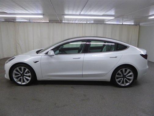 2020 Tesla Model 3 Long Range
