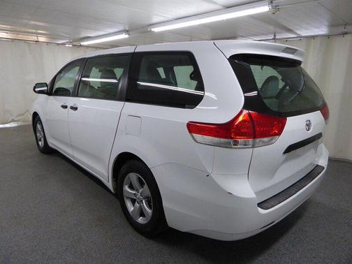 2014 Toyota Sienna L