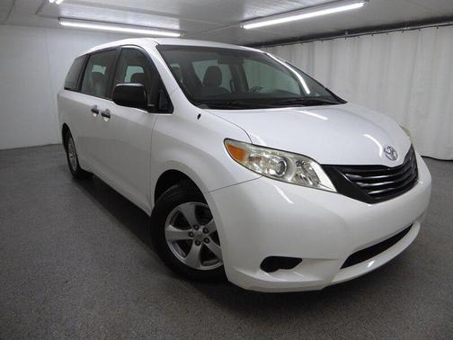 2014 Toyota Sienna L