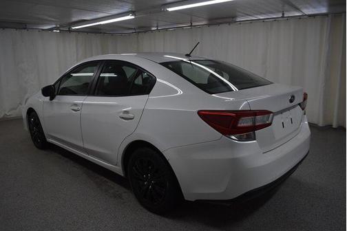 2019 Subaru Impreza 2.0i