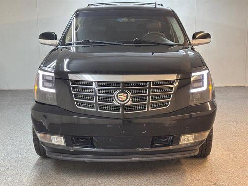 2012 Cadillac Escalade Luxury