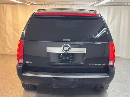 2012 Cadillac Escalade Luxury