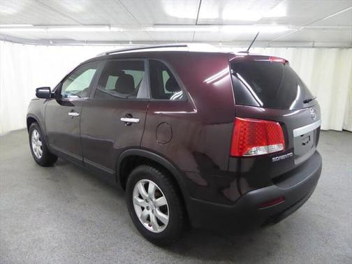 2011 Kia Sorento LX