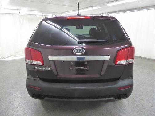 2011 Kia Sorento LX