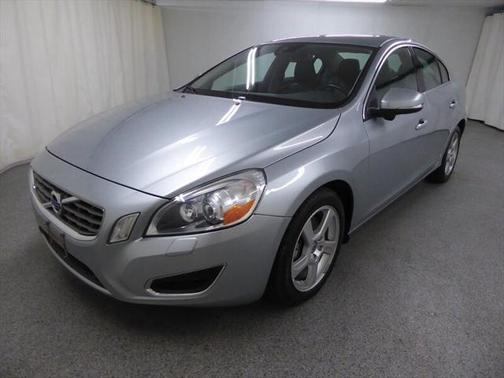 2013 Volvo S60 T5