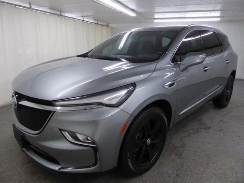 2023 Buick Enclave Essence FWD
