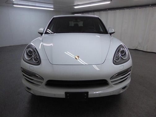 2014 Porsche Cayenne Cayenne