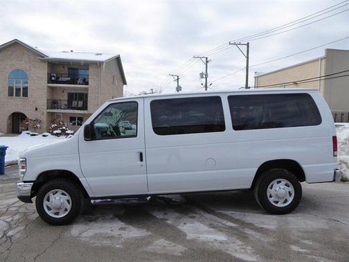 2014 Ford E350 Super Duty XL