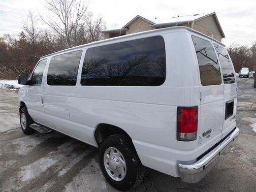 2014 Ford E350 Super Duty XL