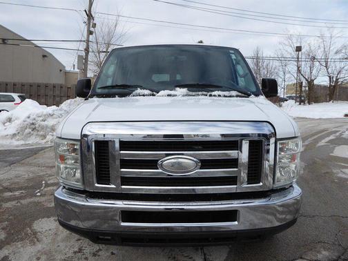 2014 Ford E350 Super Duty XL