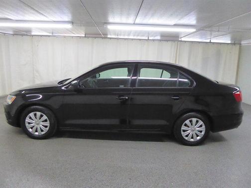 Black Uni 2014 Volkswagen Jetta Auto S