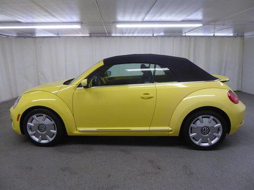 2016 Volkswagen Beetle 1.8T SEL