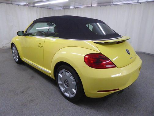 2016 Volkswagen Beetle 1.8T SEL