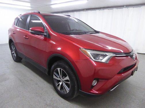 Barcelona Red Metallic 2016 Toyota RAV4 XLE
