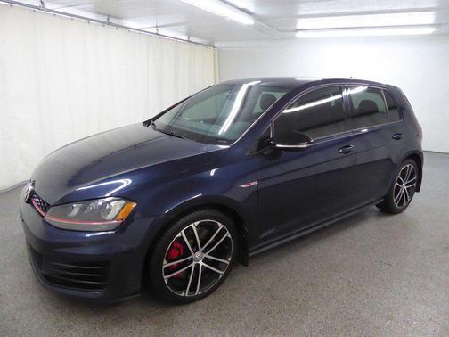 2017 Volkswagen Golf GTI 2.0T SE 4-Door