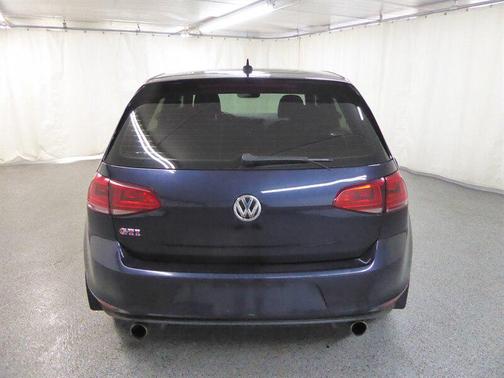 2017 Volkswagen Golf GTI 2.0T SE 4-Door
