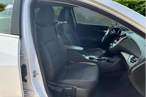 2023 Chevrolet Malibu LT W/1LT