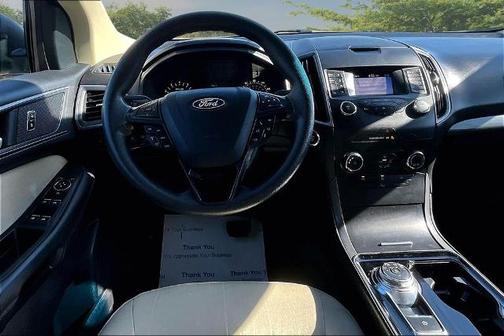 OXFORD WHITE 2019 Ford Edge SE