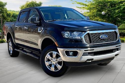 SHADOW BLACK 2022 Ford Ranger XLT