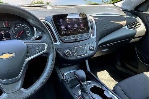 2023 Chevrolet Malibu LT W/1LT