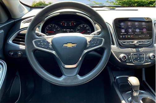 2023 Chevrolet Malibu LT W/1LT