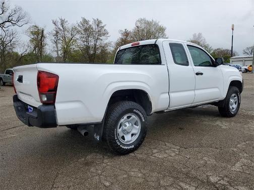 2018 Toyota Tacoma SR