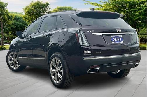 2021 Cadillac XT5 SPORT