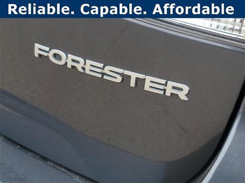 2022 Subaru Forester BASE