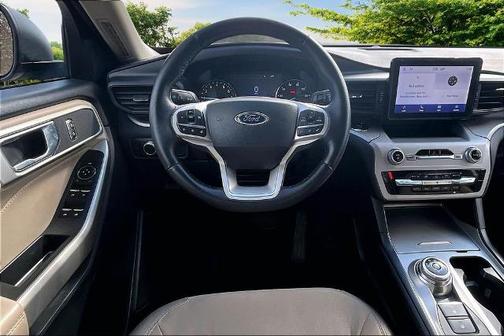 CARBONIZED GRAY METALLIC 2023 Ford Explorer XLT