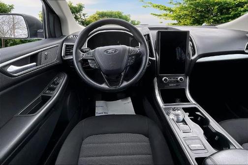 2021 Ford Edge SE