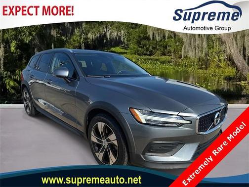 2020 Volvo V60 Cross Country T5