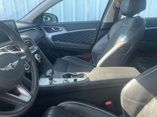 2021 Genesis G70 2.0T RWD