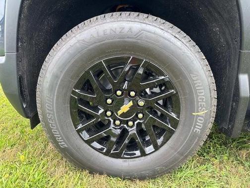 2025 Chevrolet Silverado EV LT