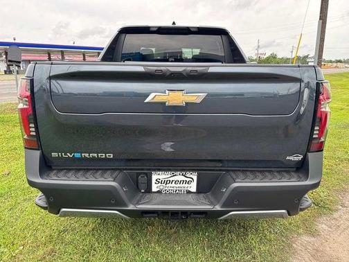 2025 Chevrolet Silverado EV LT