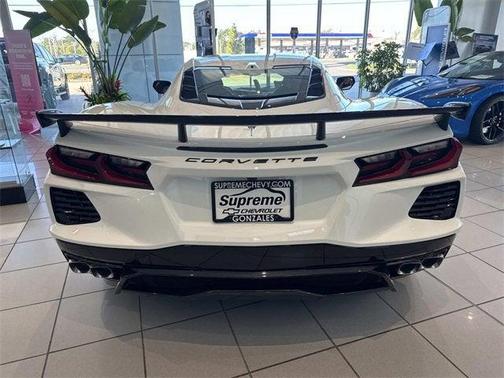 2026 Chevrolet Corvette Stingray w/2LT