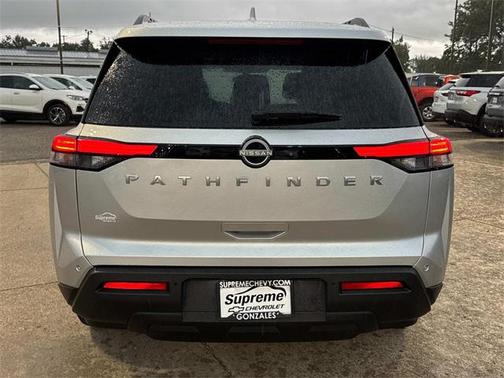 2025 Nissan Pathfinder SV FWD