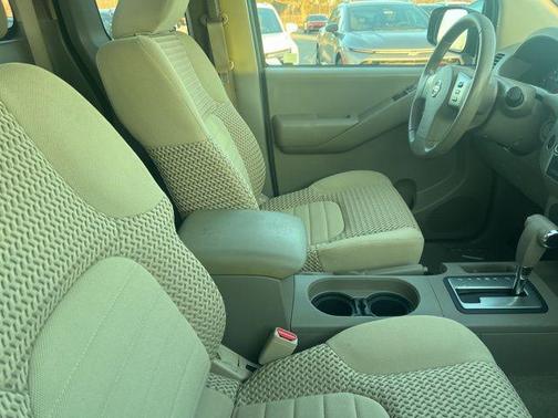 2010 Nissan Frontier SE