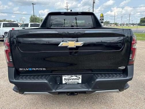 2025 Chevrolet Silverado EV LT