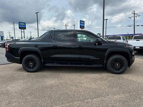 2025 Chevrolet Silverado EV LT