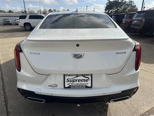 2022 Cadillac CT4 Luxury