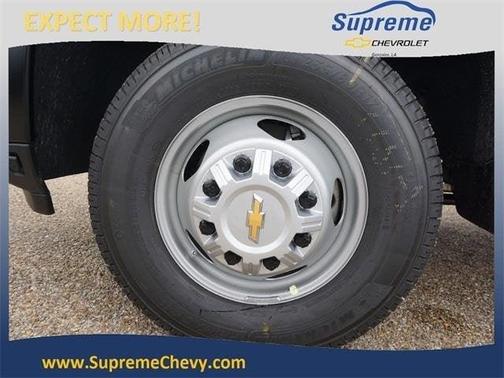2025 Chevrolet Silverado 3500 WT