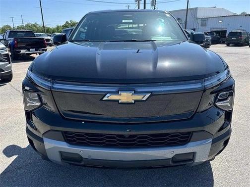 2025 Chevrolet Silverado EV LT