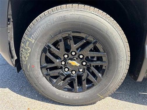 2025 Chevrolet Silverado EV LT