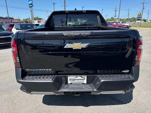 2025 Chevrolet Silverado EV LT
