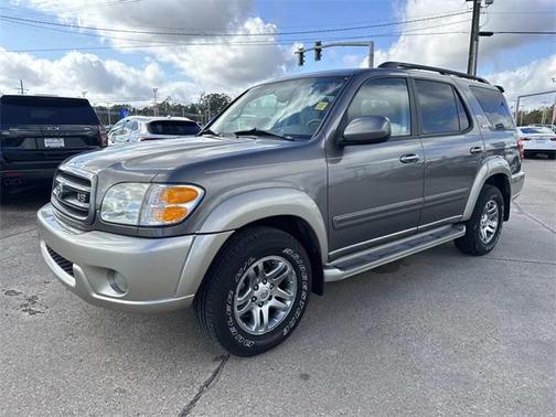 2004 Toyota Sequoia SR5