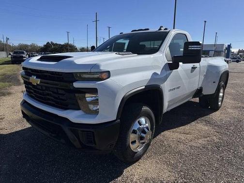 2026 Chevrolet Silverado 3500 WT