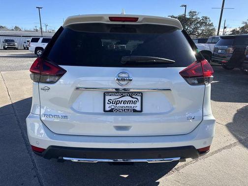 2020 Nissan Rogue SV