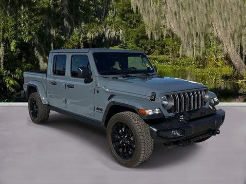 2025 Jeep Gladiator Nighthawk